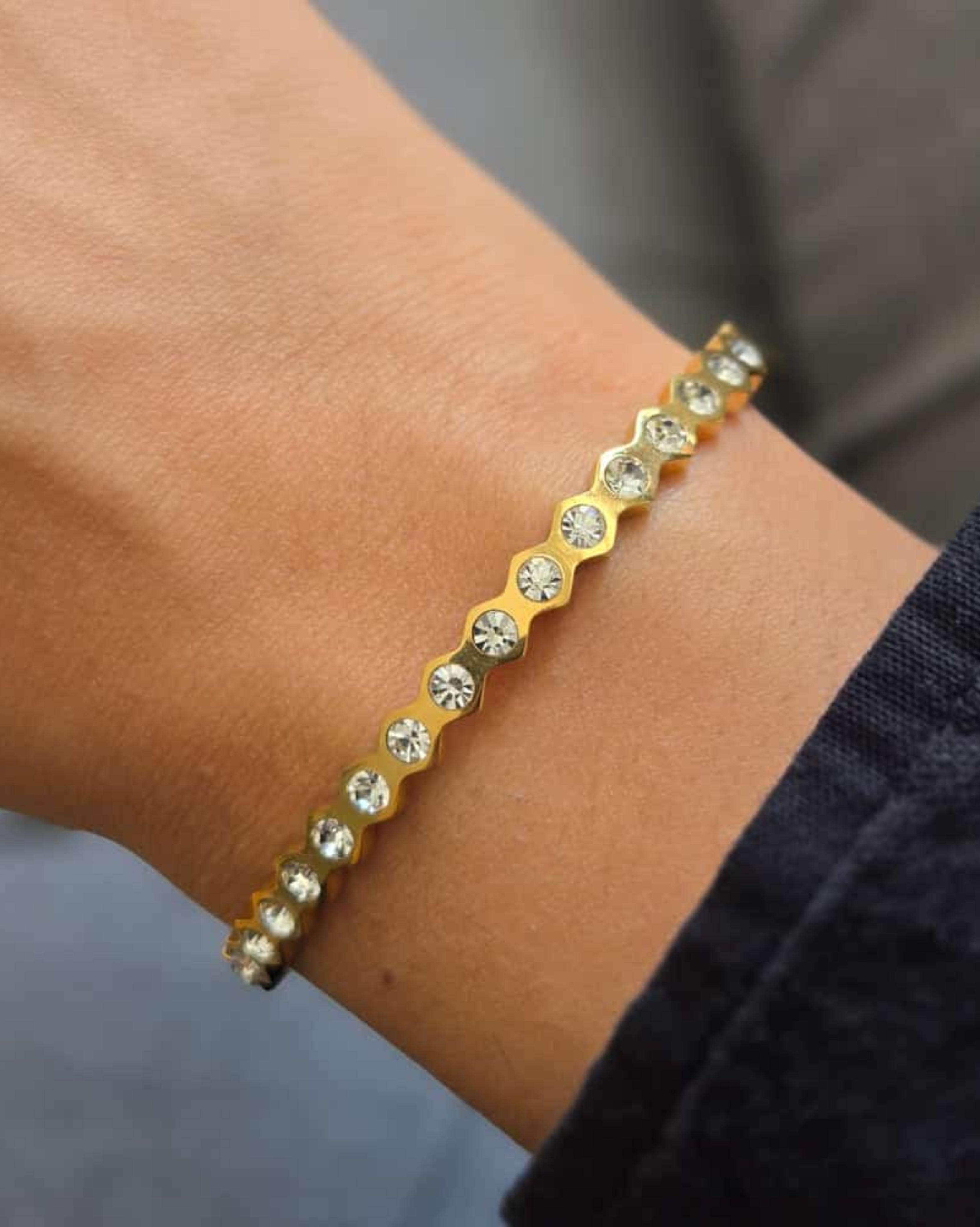 Rekhhta Essentials Bracelet Golden Gleam Bracelet