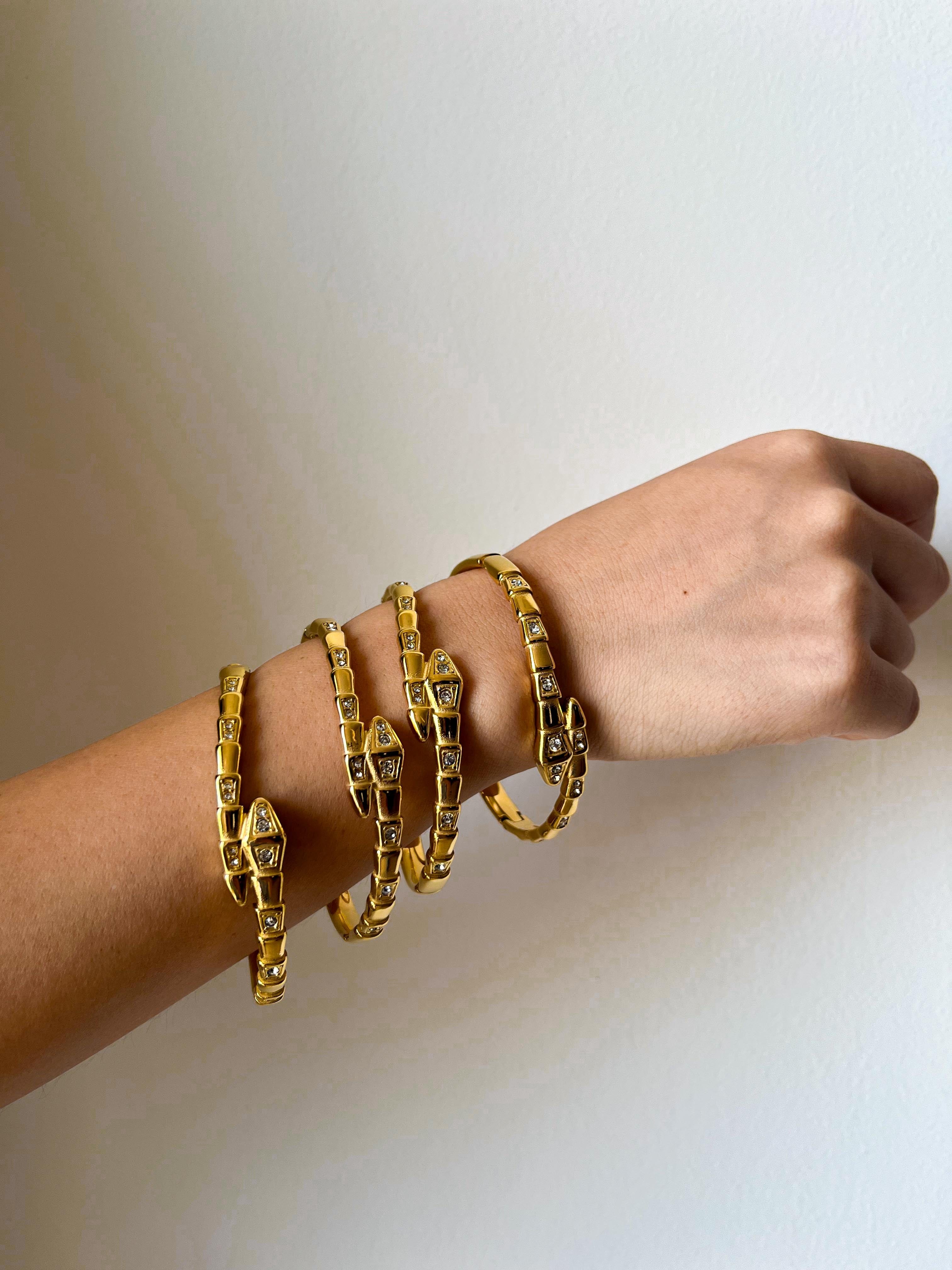 Rekhhta Essentials Cuff Gilded Serpertine Freesize Cuff