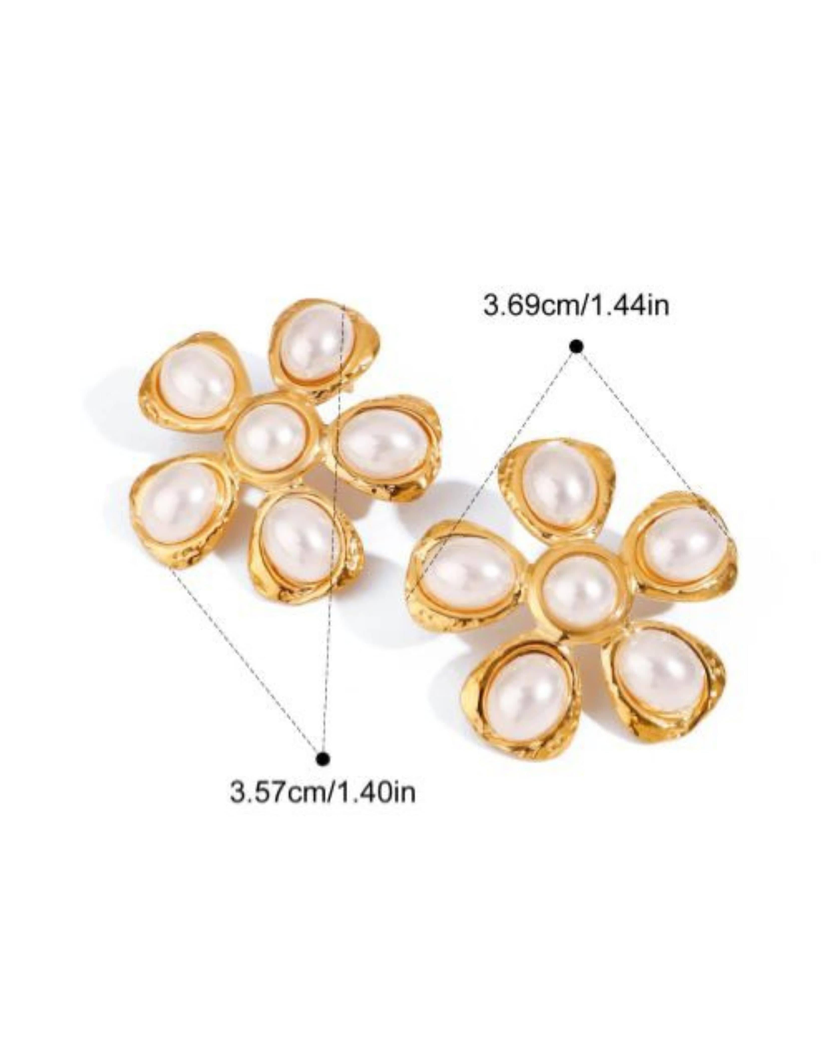 Rekhhta Essentials Earrings Aurelle Pearl Blossom Earrings
