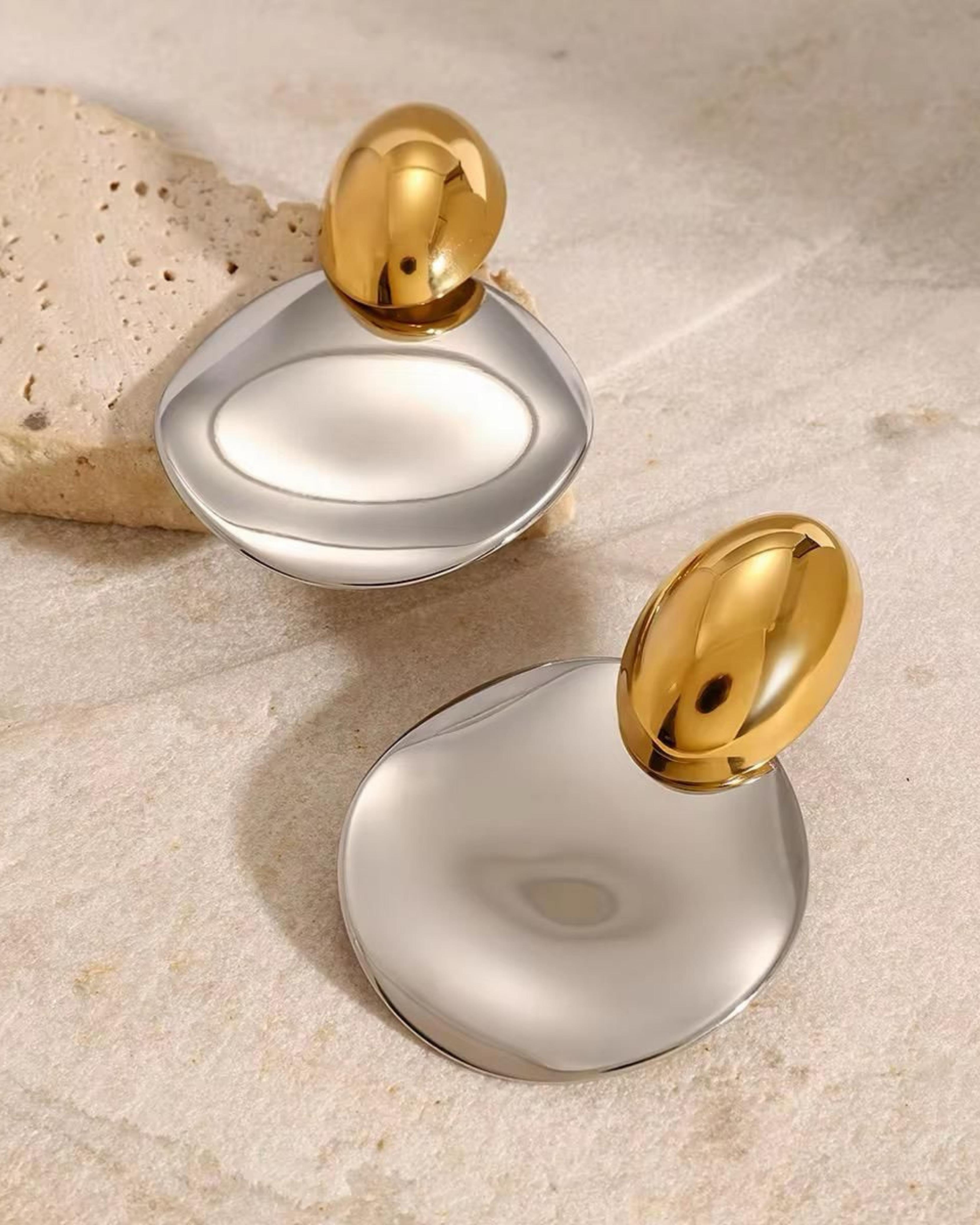 Rekhhta Essentials Earrings Aurora Dual-Tone Studs