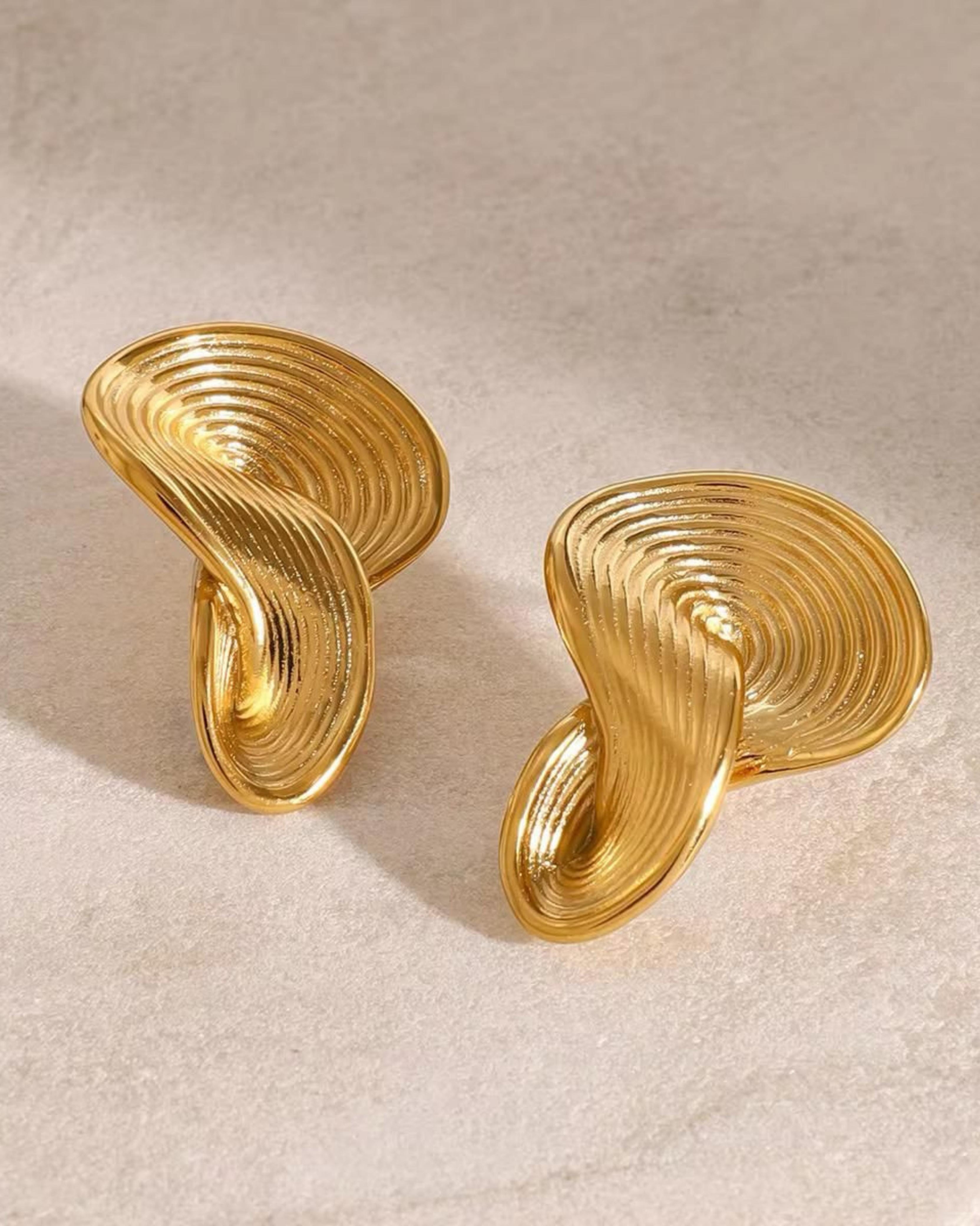 Rekhhta Essentials Earrings Aurora Wave Earrings
