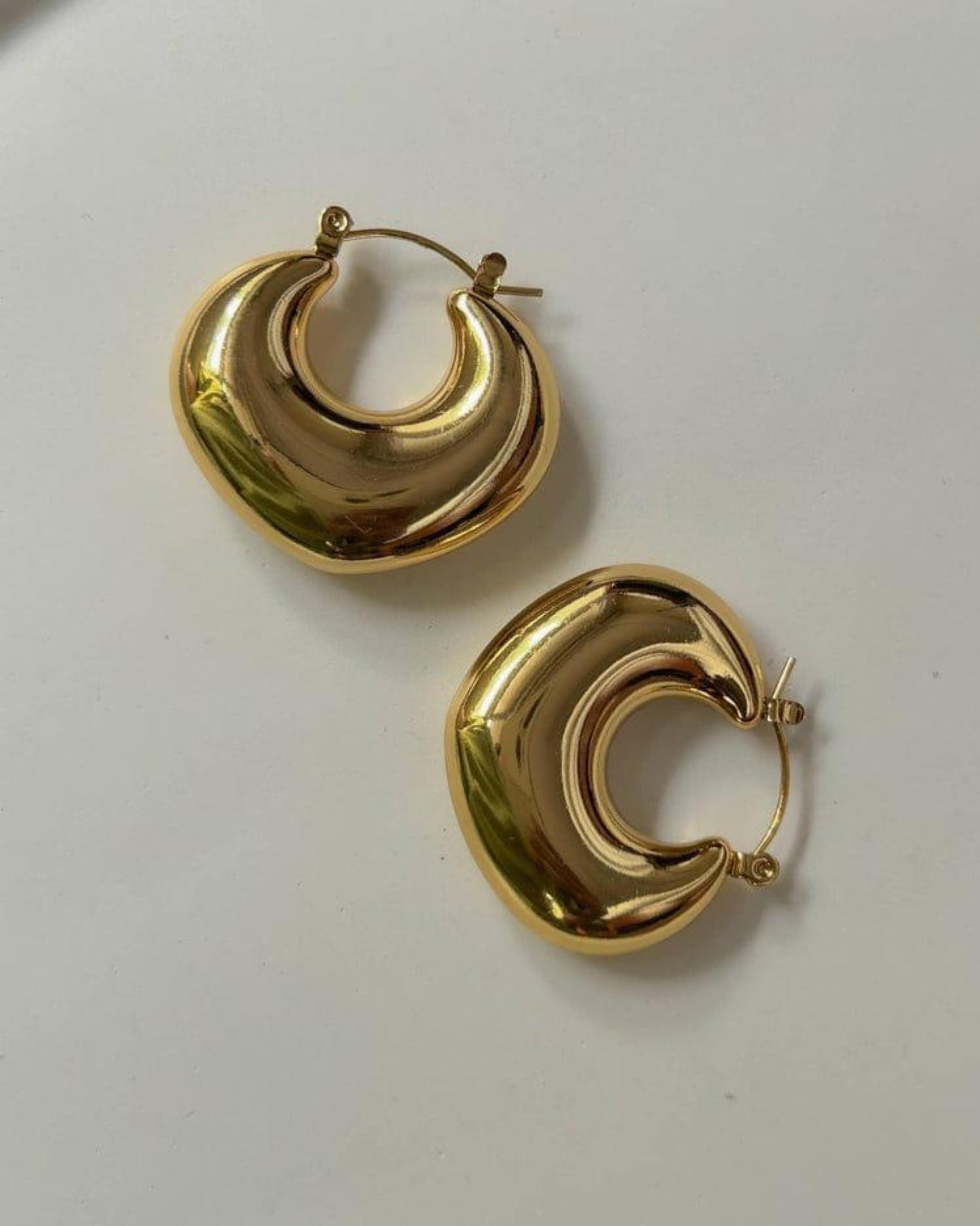 Rekhhta Essentials Earrings Bold Gold Dome Hoops