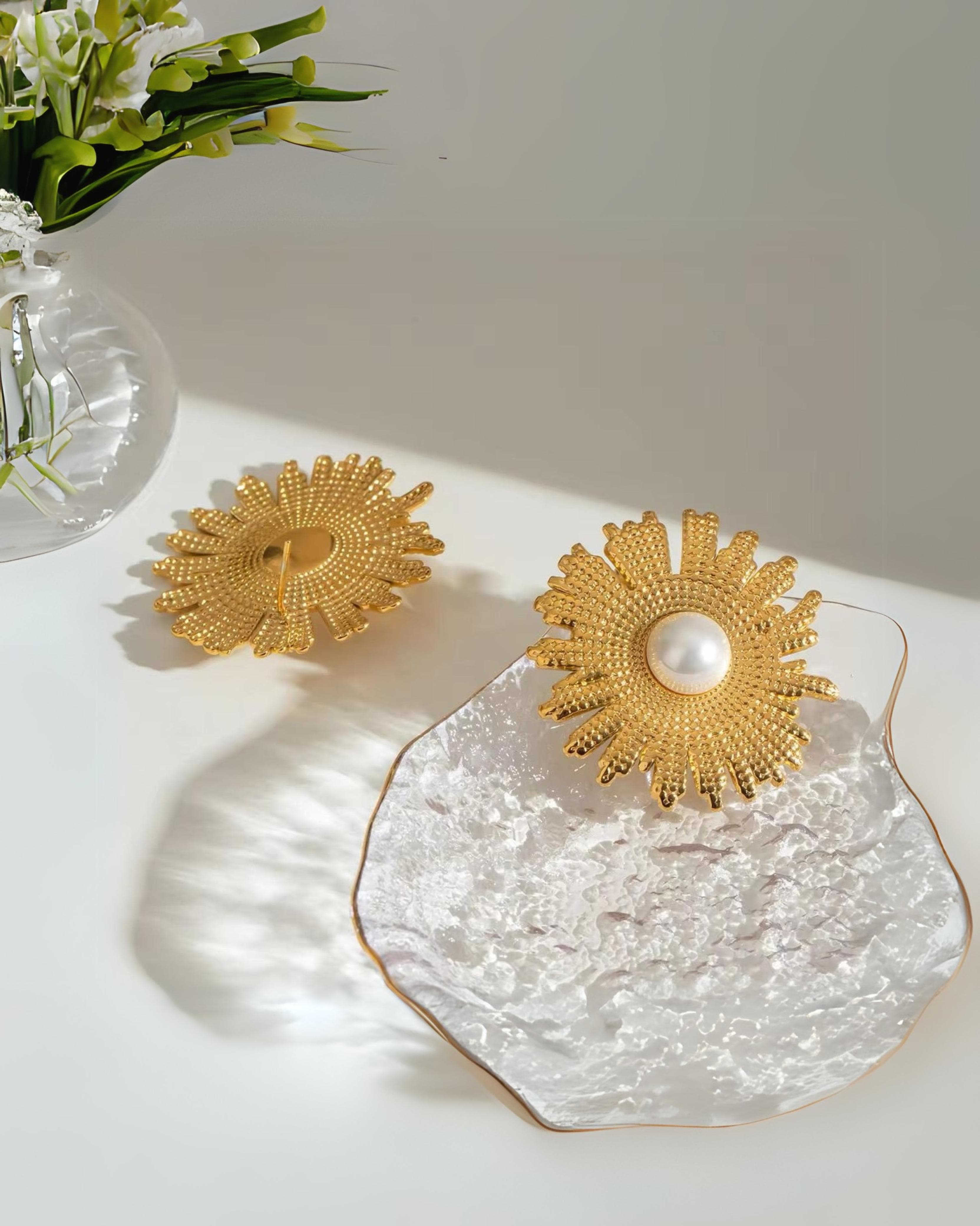 Rekhhta Essentials Earrings Celestial Pearlburst Earrings