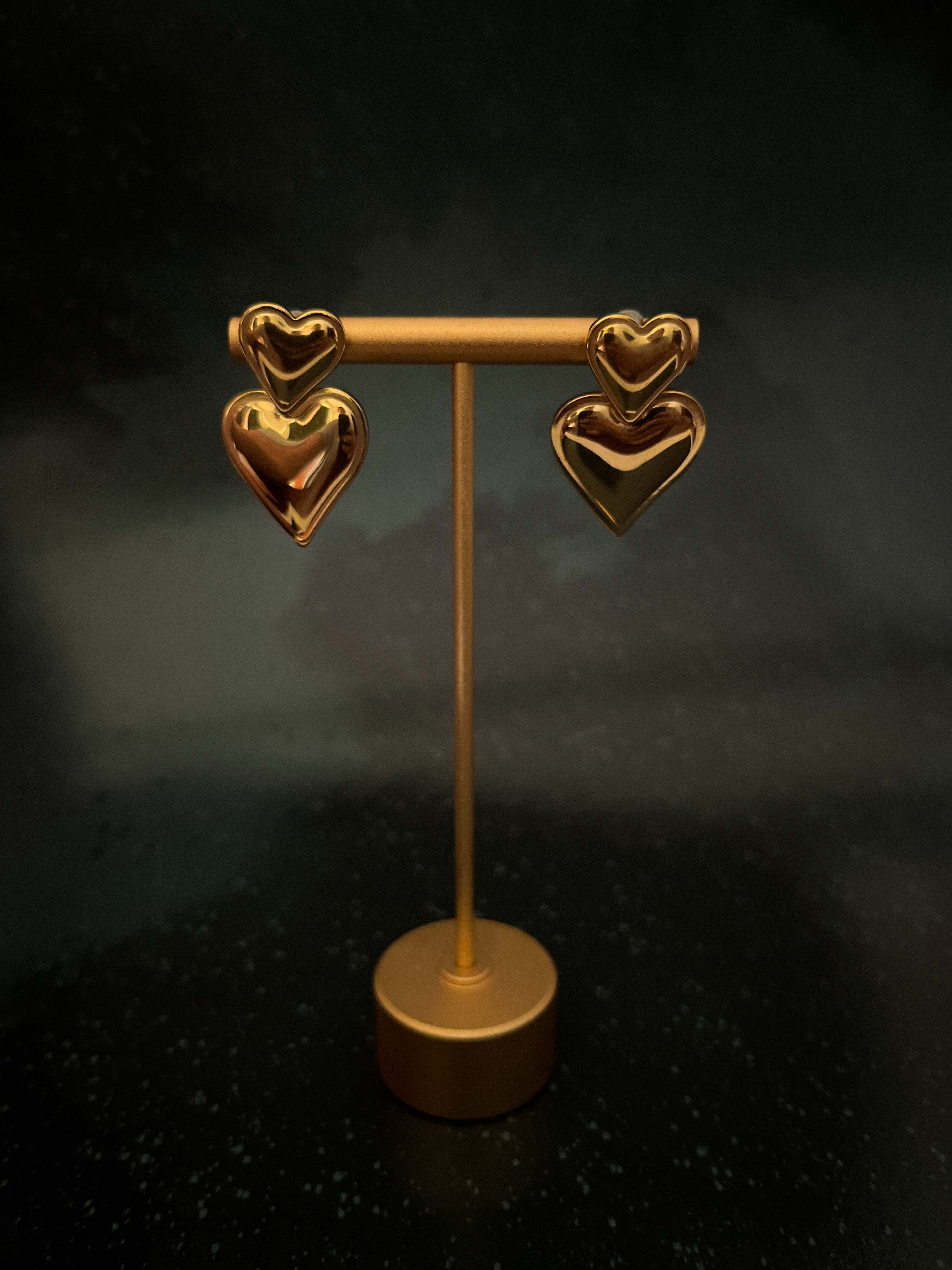 Rekhhta Essentials Earrings Double Heart Studs Earrings
