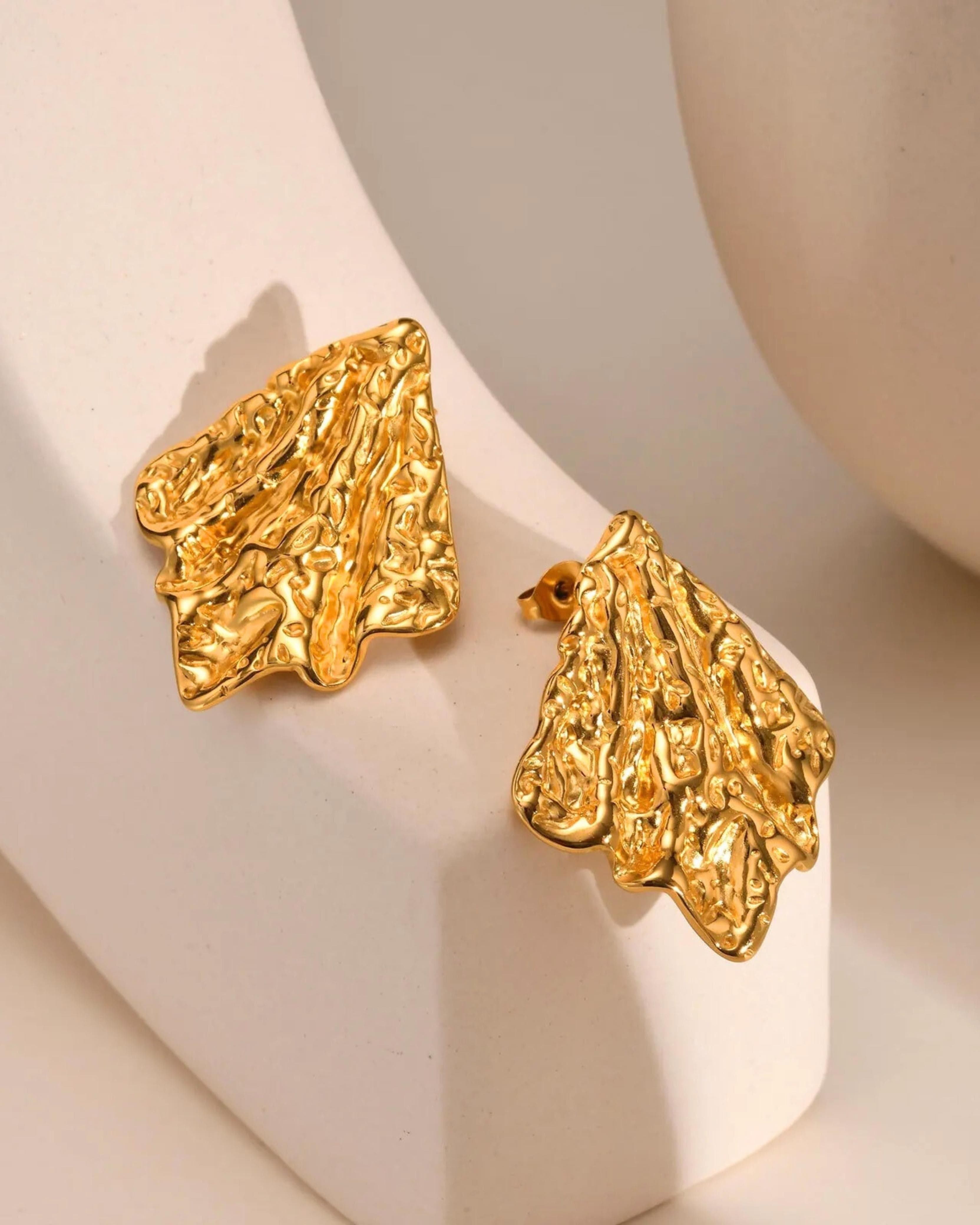 Rekhhta Essentials Earrings Gold Rush Crinkles Earrings