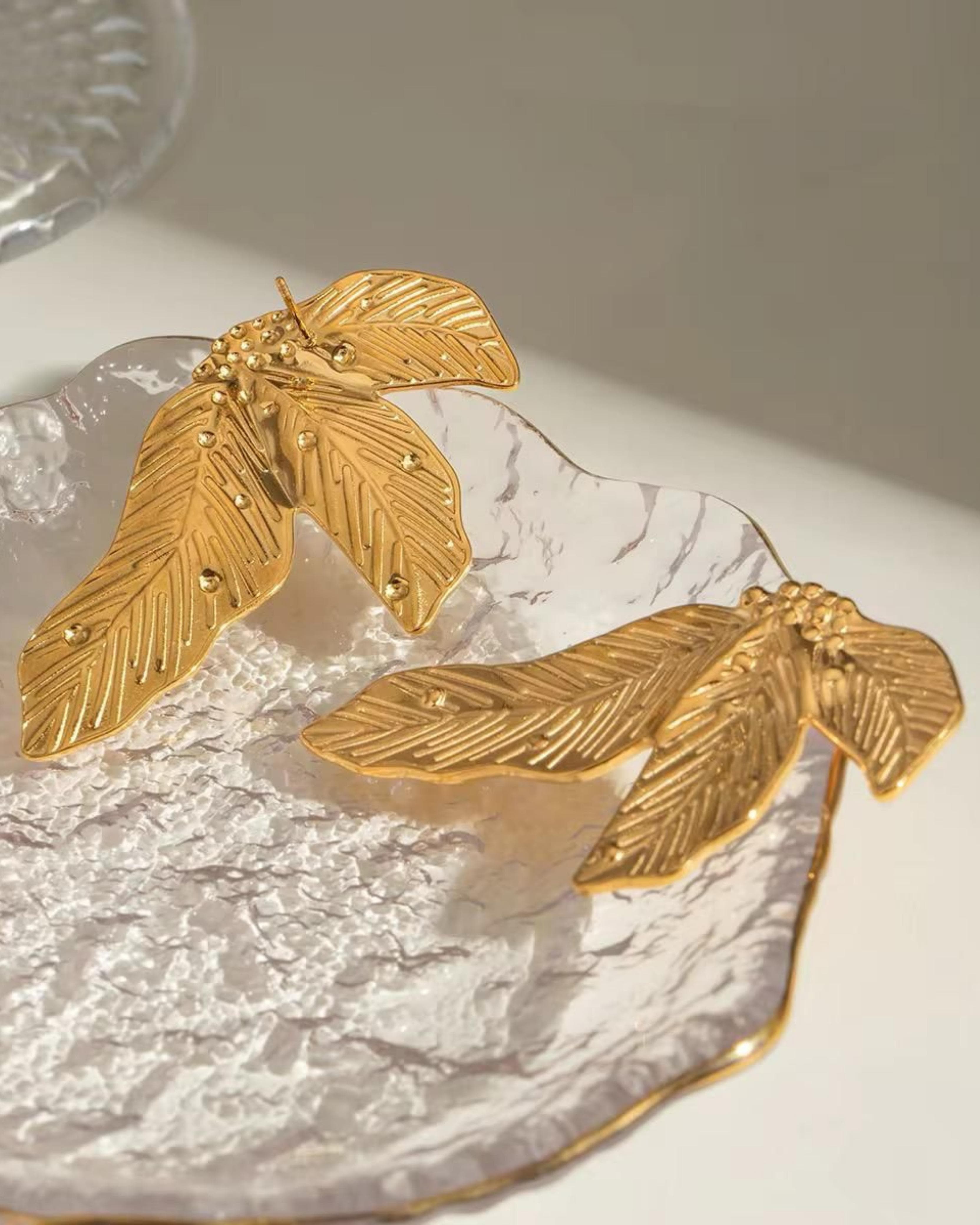 Rekhhta Essentials Earrings Golden Leaf Luxe Earrings