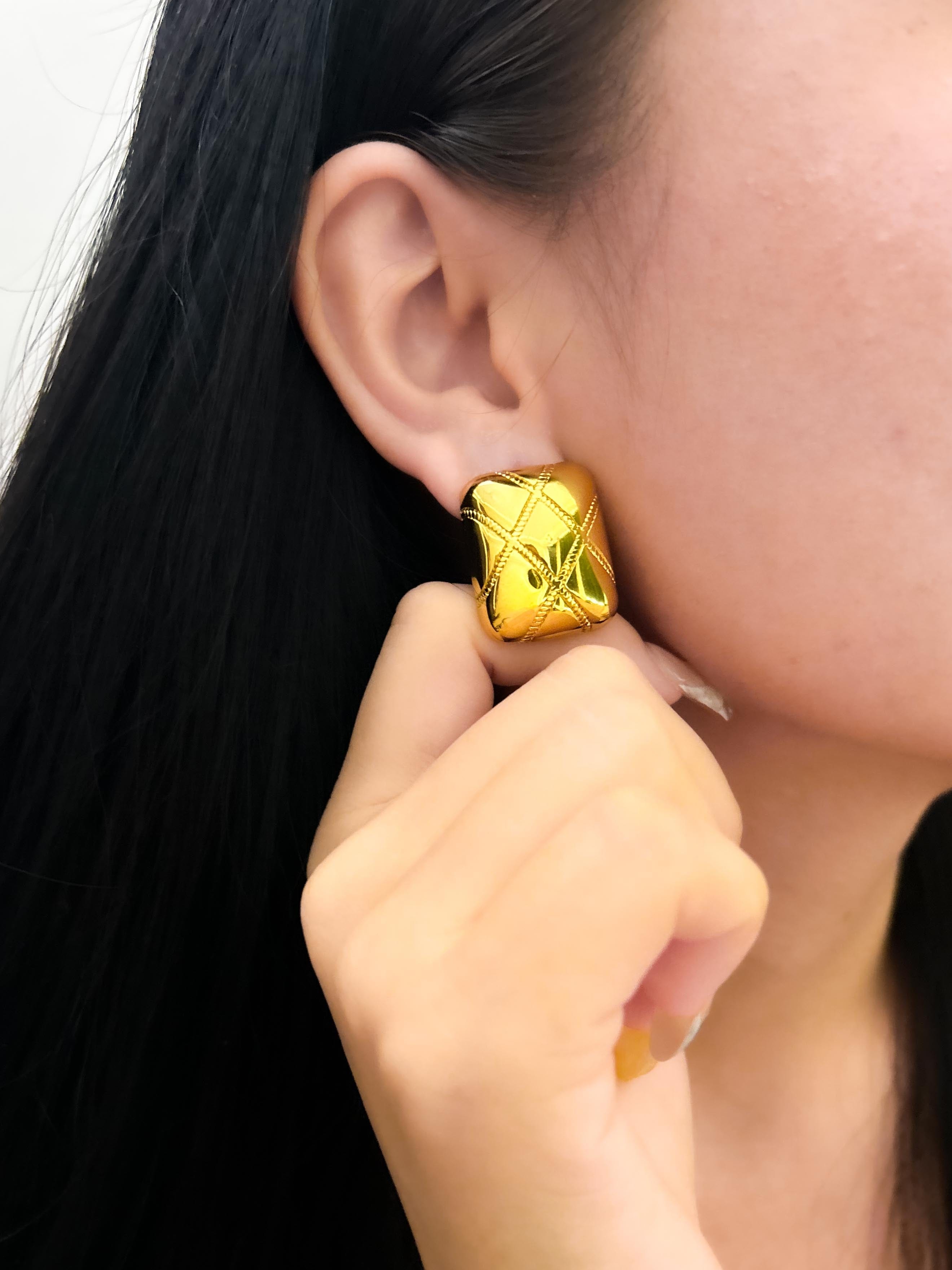 Rekhhta Essentials Earrings Golden Quilted Statement Earrings