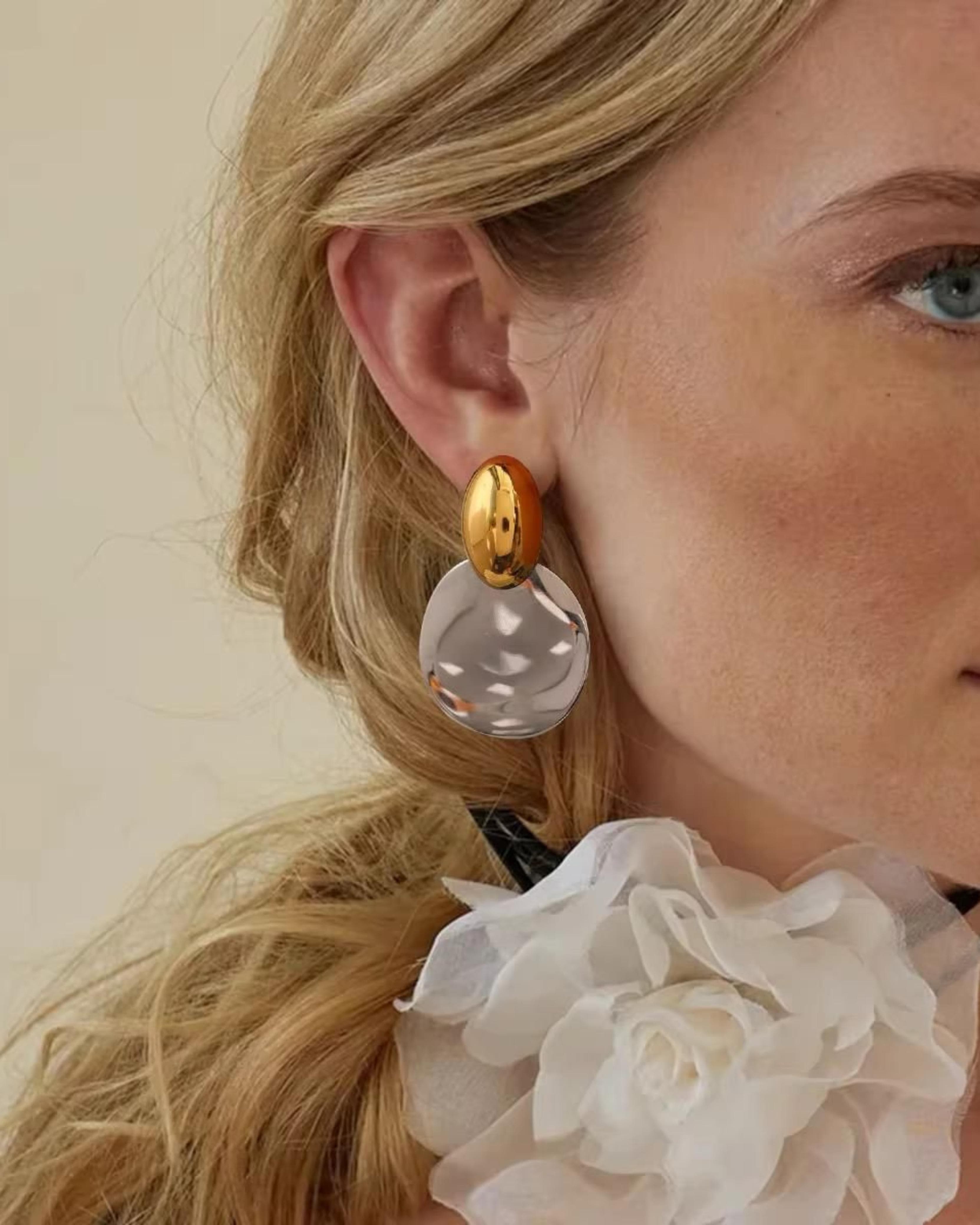 Rekhhta Essentials Earrings Luna Eclipse Earrings
