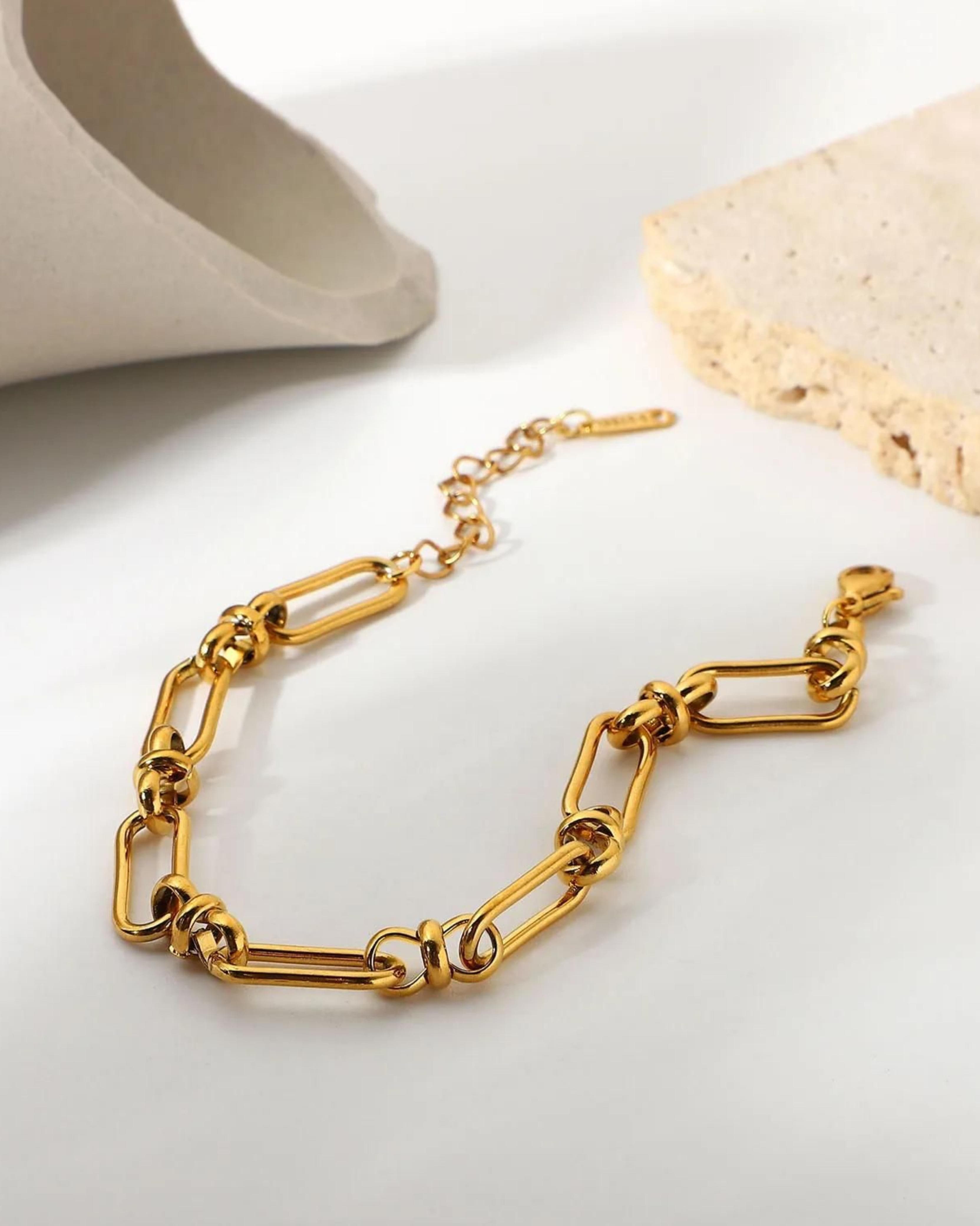 Rekhhta Essentials Earrings Luxe Link Chain Bracelet