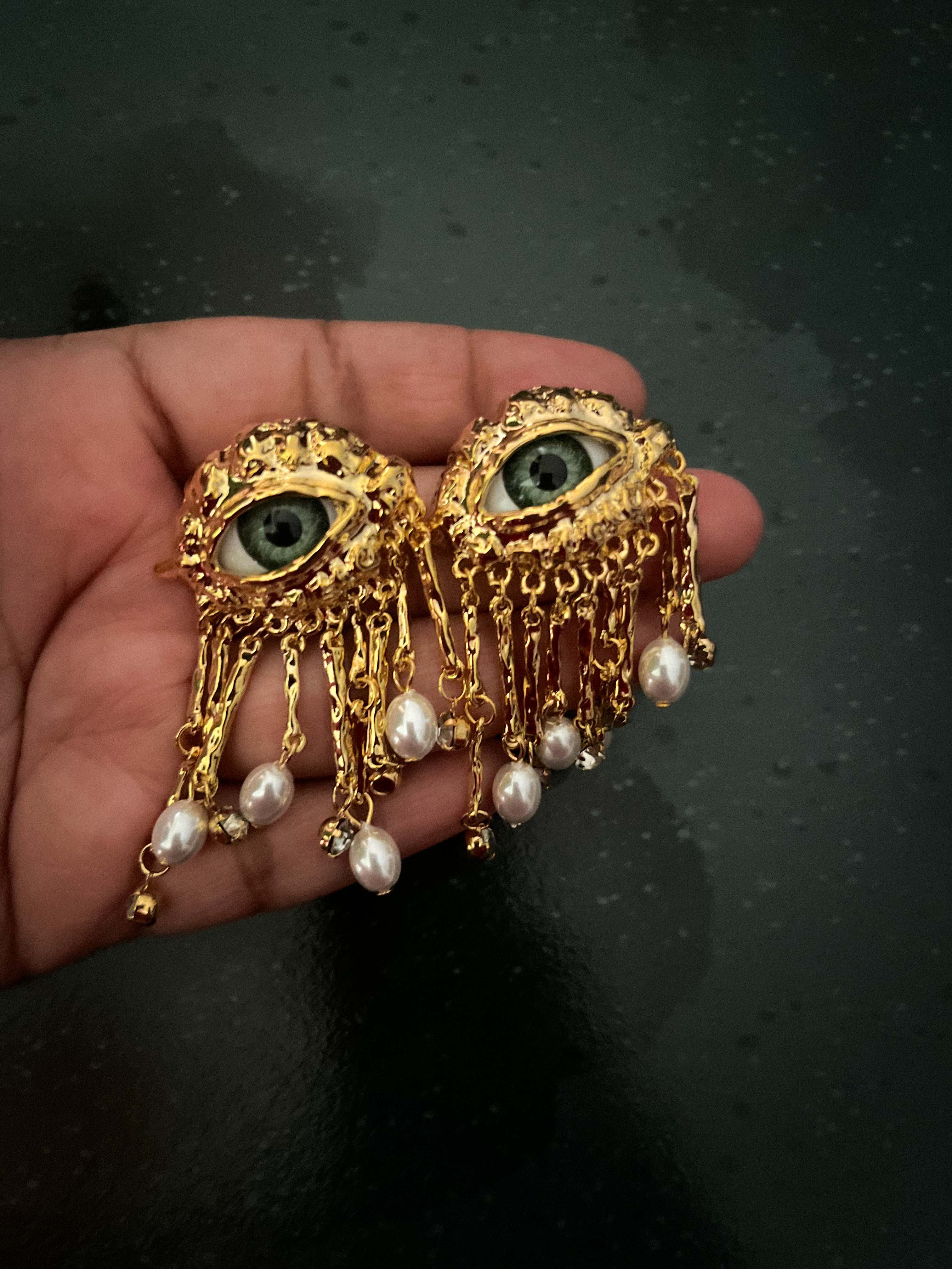 Rekhhta Essentials Earrings Mystic Gaze Earrings