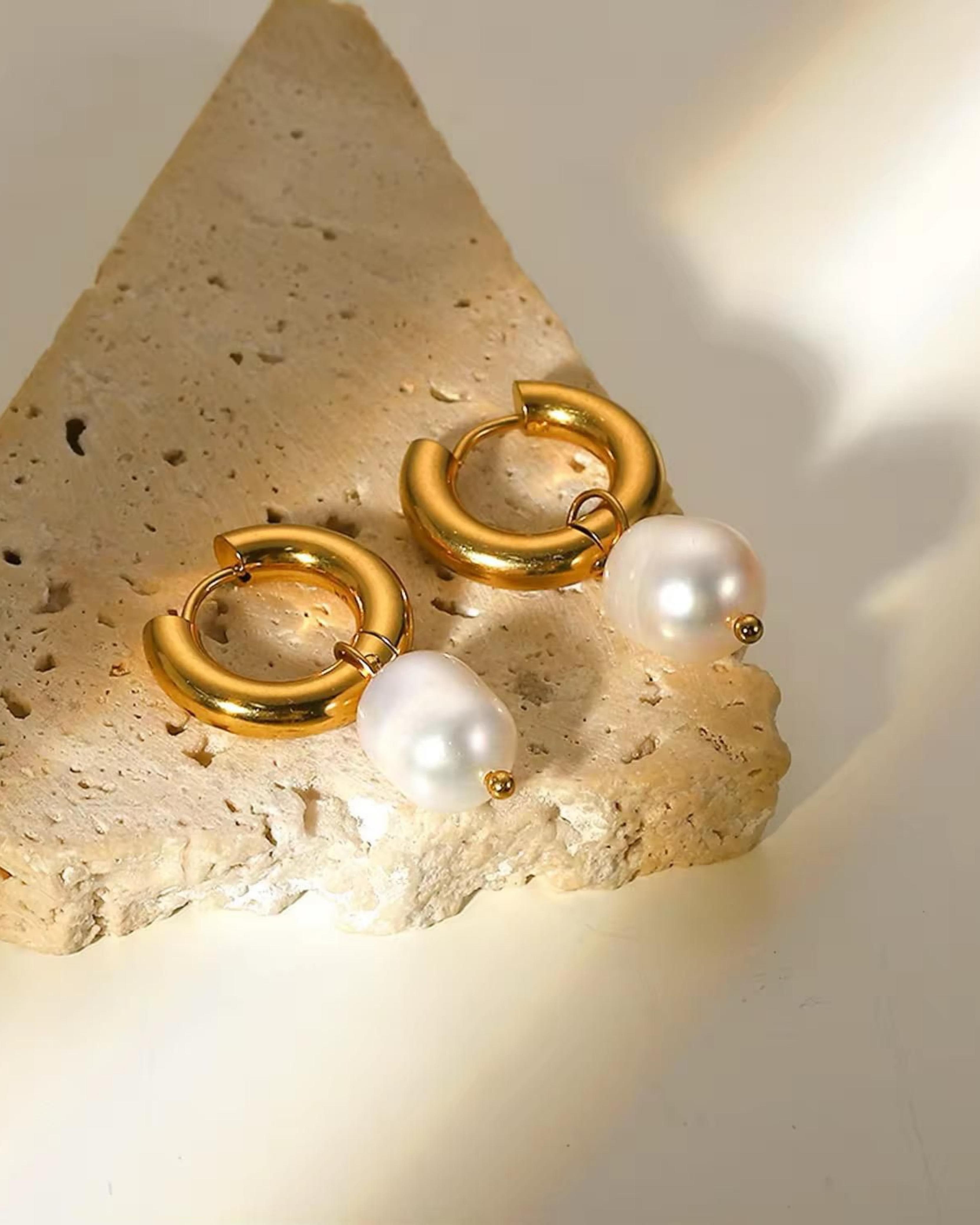 Rekhhta Essentials Earrings Pearl Drop Hoops