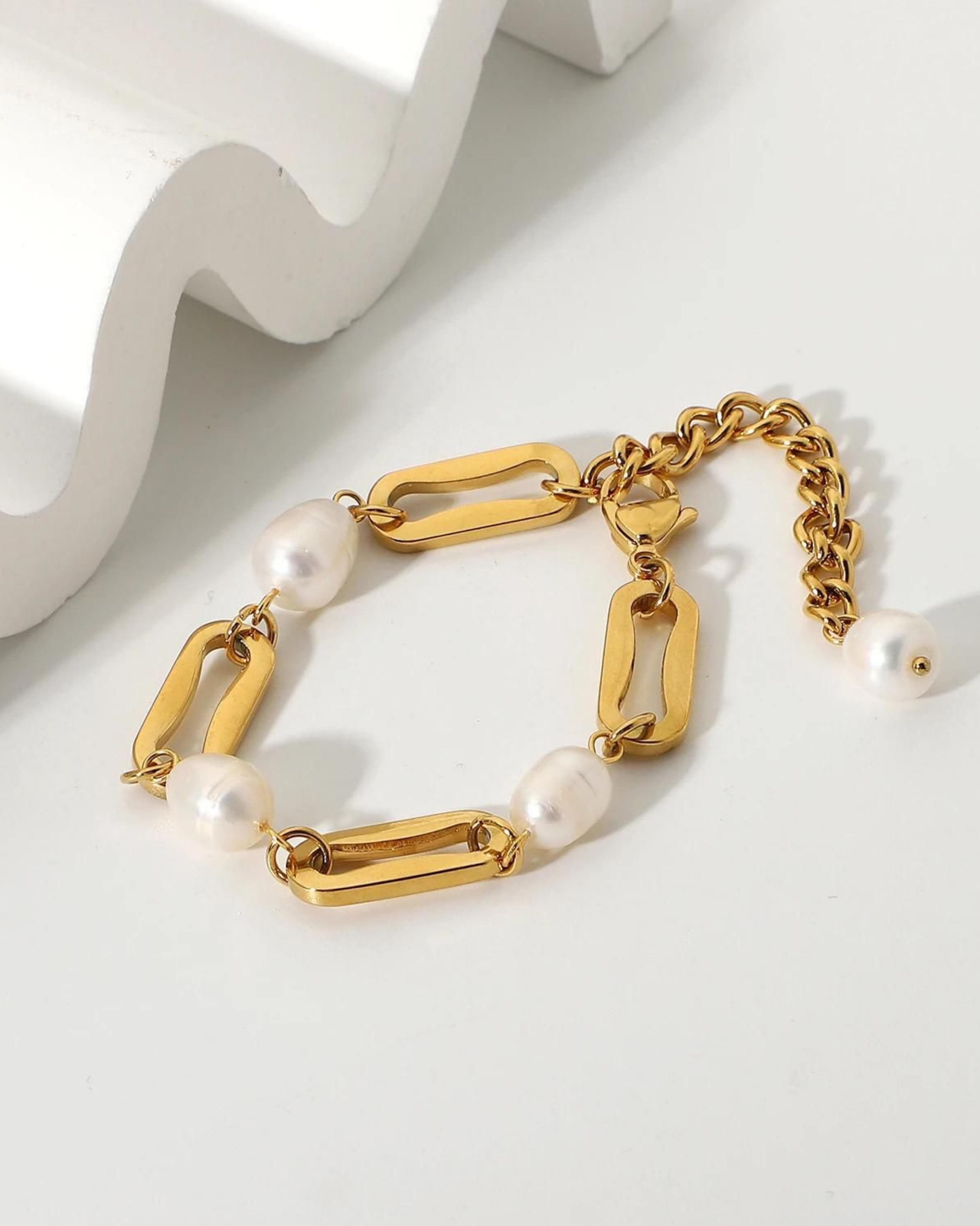 Rekhhta Essentials Earrings Pearl Link Charm Bracelet