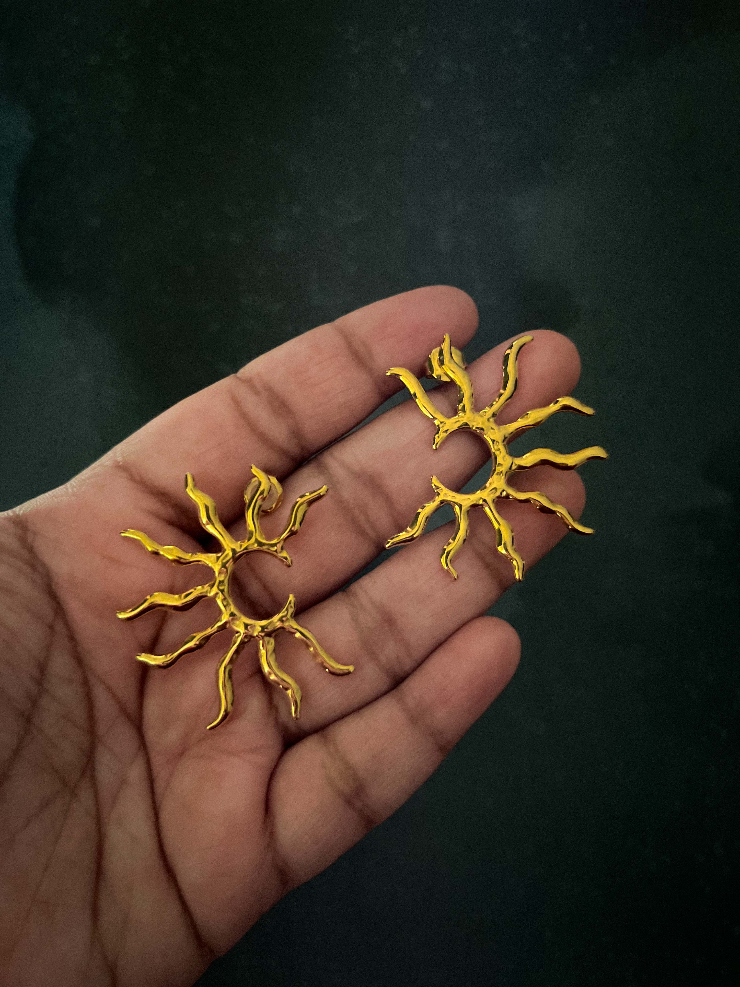 Rekhhta Essentials Earrings Solar Flare Earrings