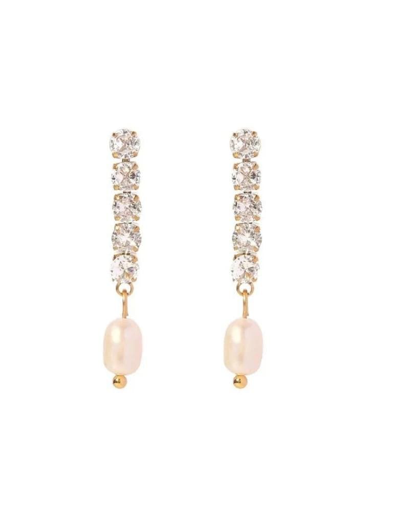 Rekhhta Essentials Earrings Stellar Pearldrop Earrings