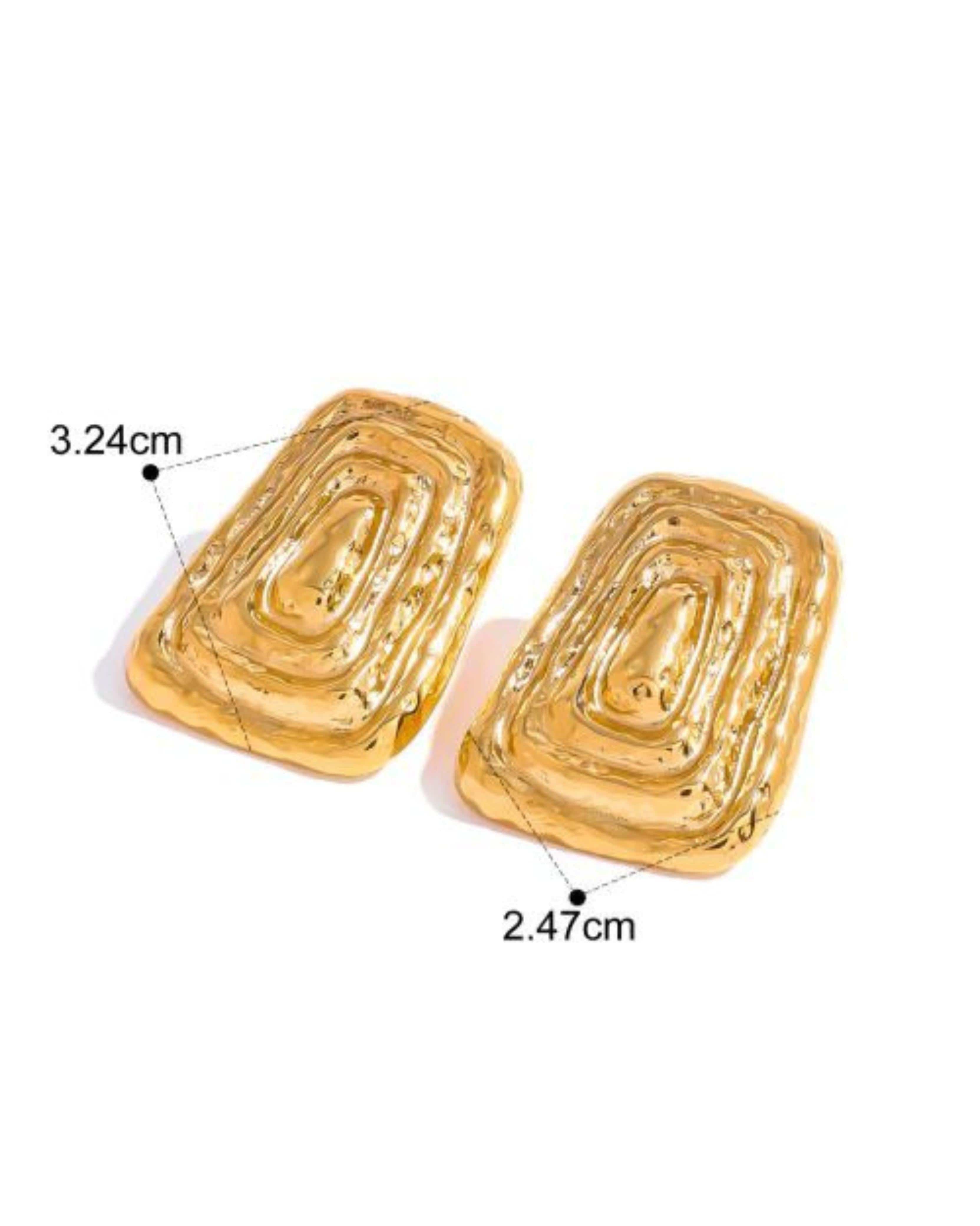 Rekhhta Essentials Earrings Textured Gold Geometric Studs