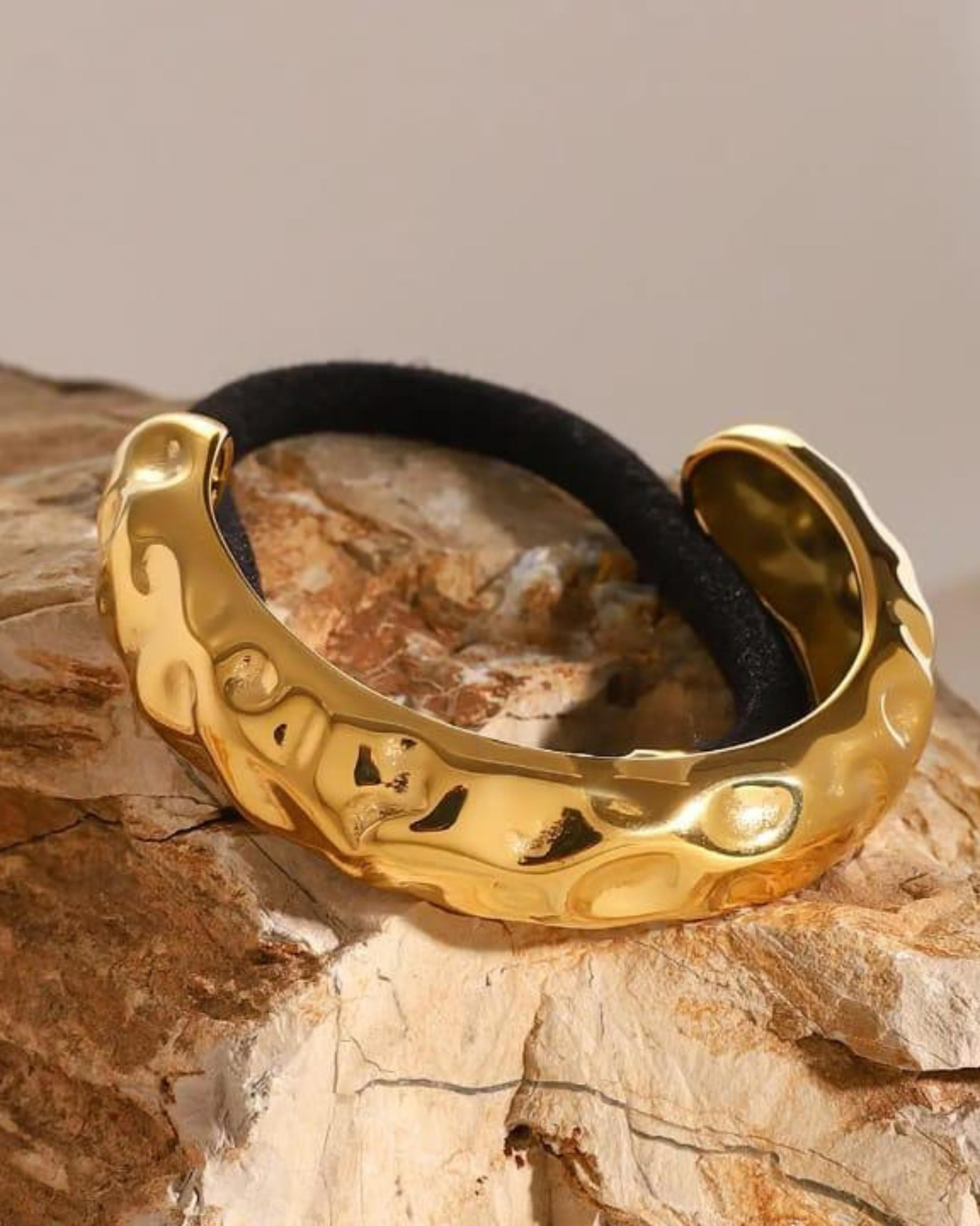 Rekhhta Essentials Hair Accessories Golden Lunar Wave Pony Cuff