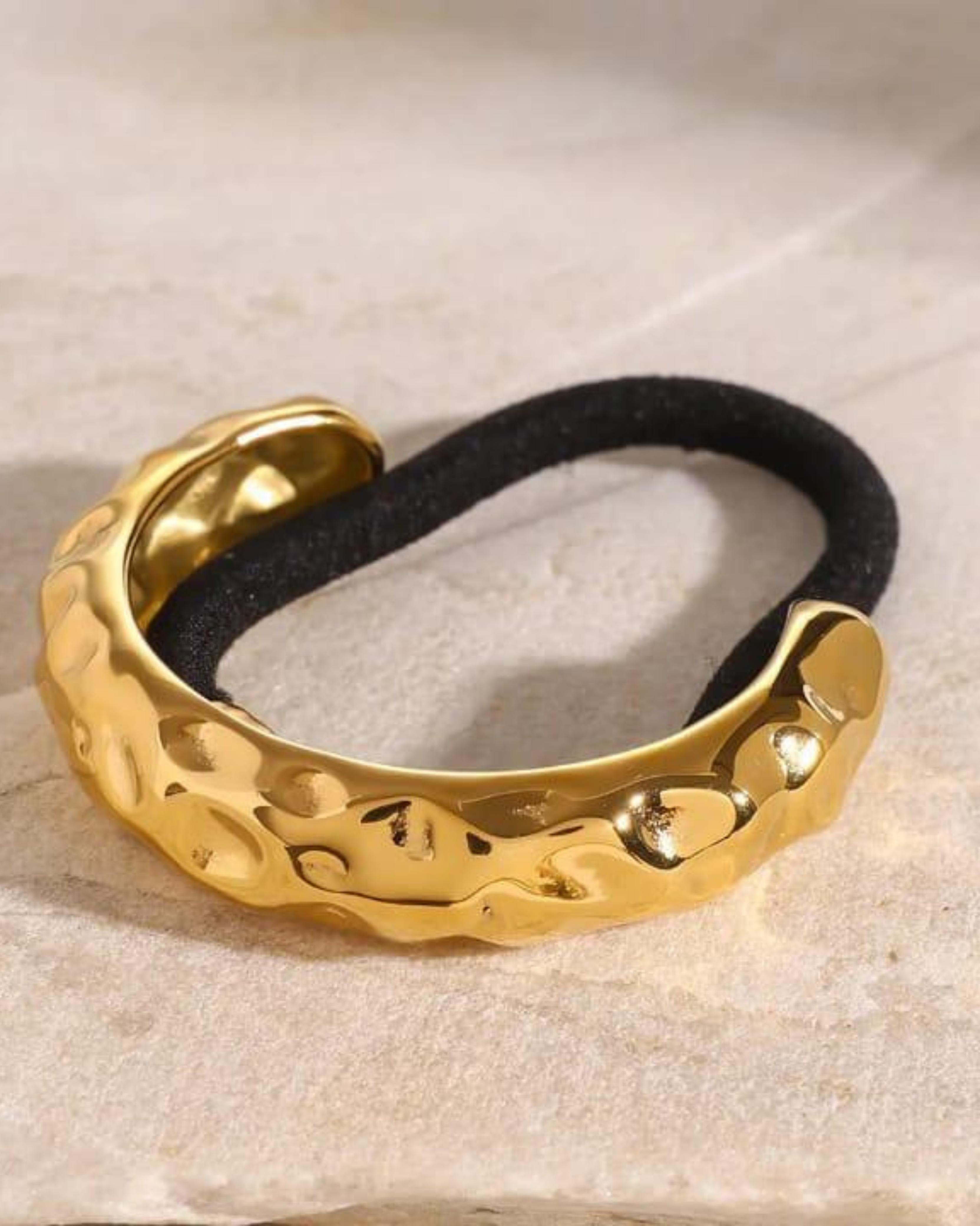 Rekhhta Essentials Hair Accessories Hammered Gold Cuff Pony Holder