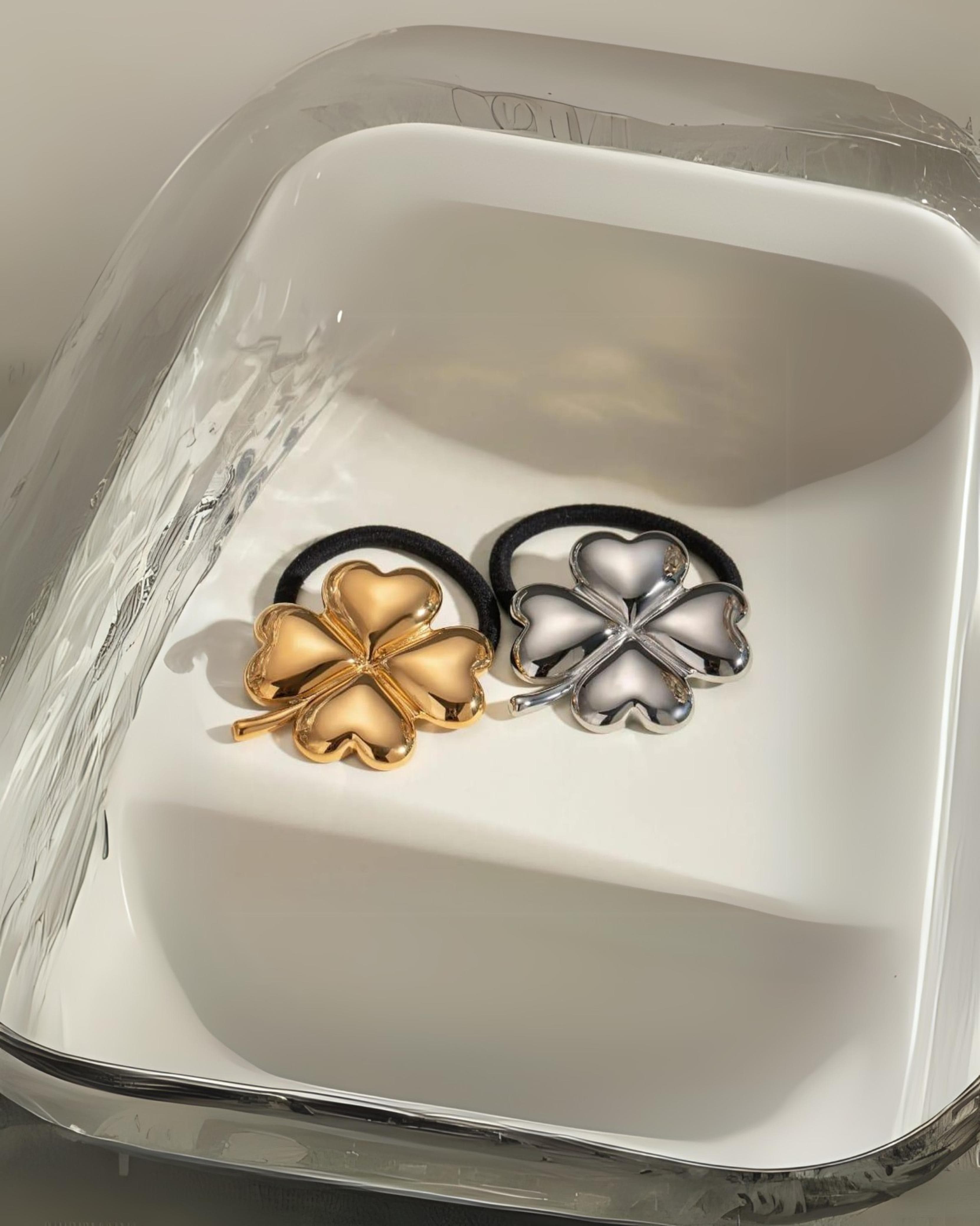 Rekhhta Essentials Hair Accessories Lucky Clover Hair Tie - Gold