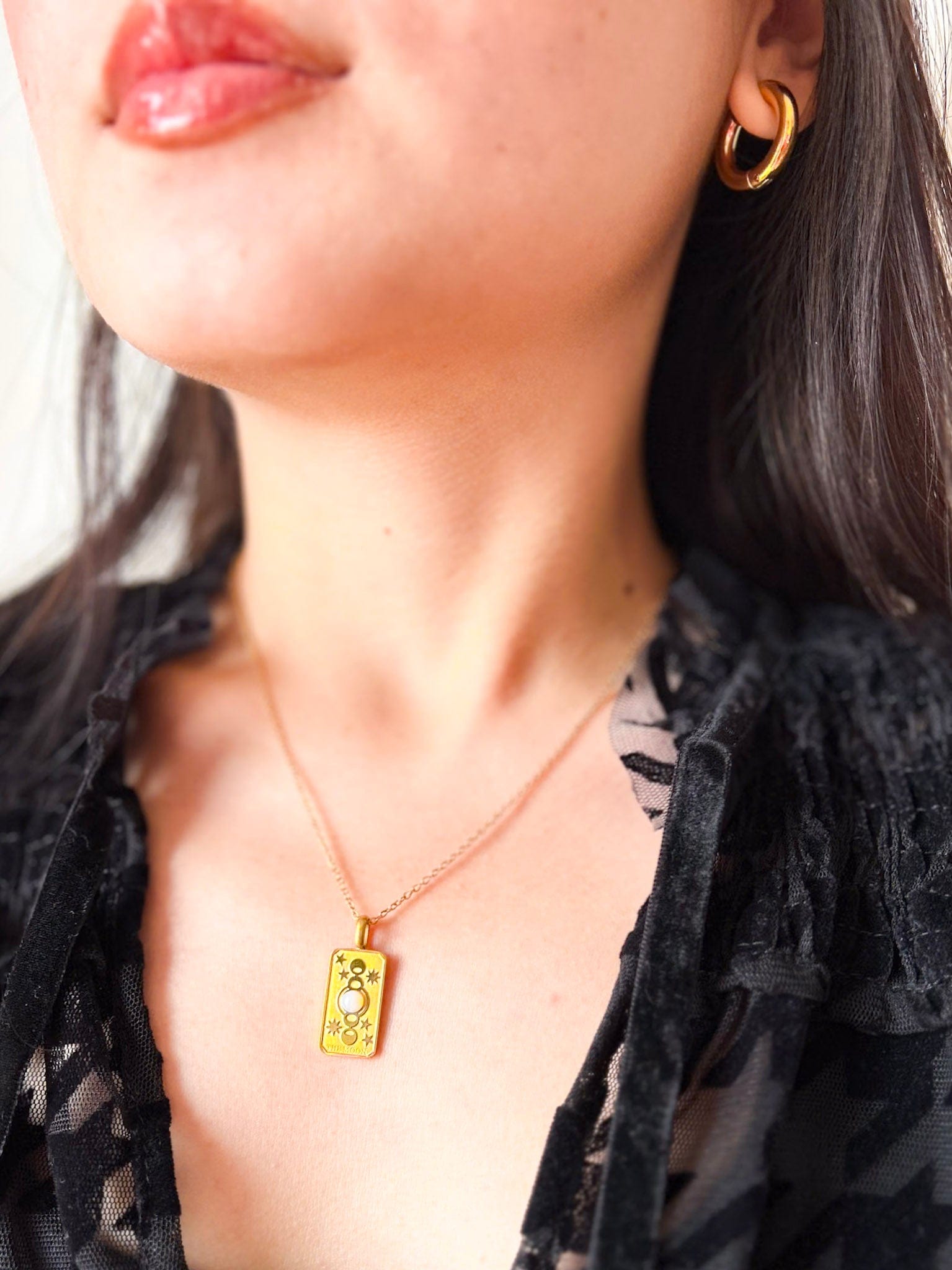 Rekhhta Essentials Necklace Ivory Moon Necklace