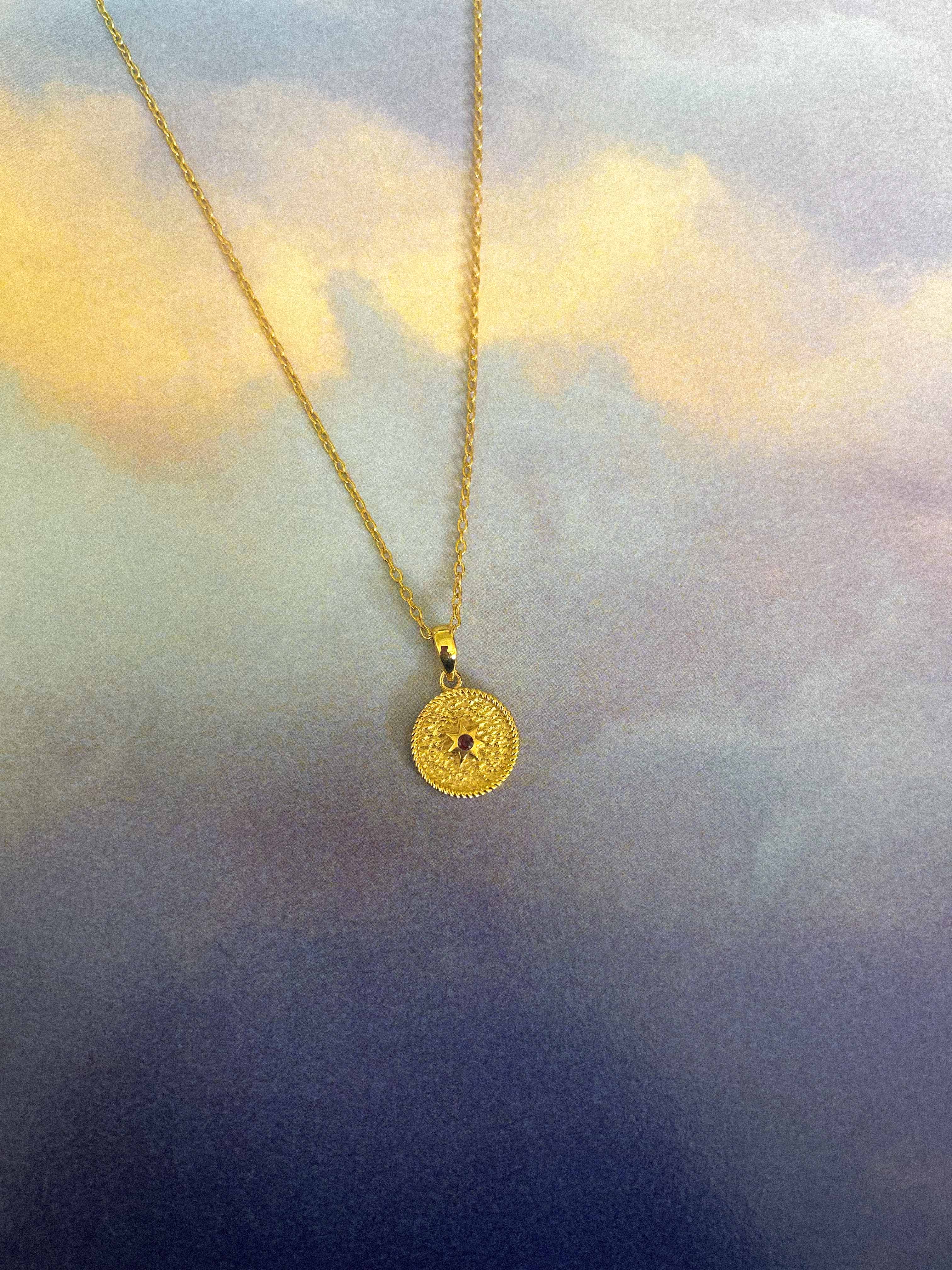 Rekhhta Essentials Necklace Minimal Star Neckpiece