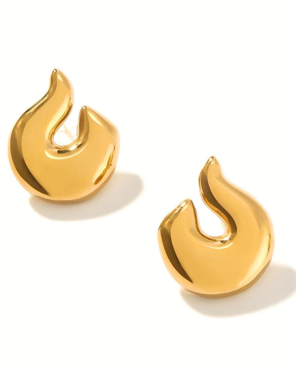 Rekhhta Essentials Earrings Blazing Ember Studs